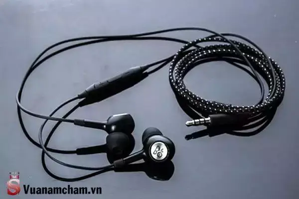 Tai nghe chỉ nghe được 1 bên - nguyên nhân và cách khắc phục 2 Nguyên nhân tai nghe chỉ nghe được 1 bên