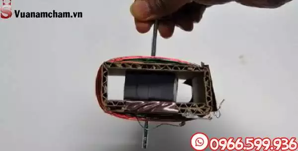 Cách làm máy phát điện bằng nam châm