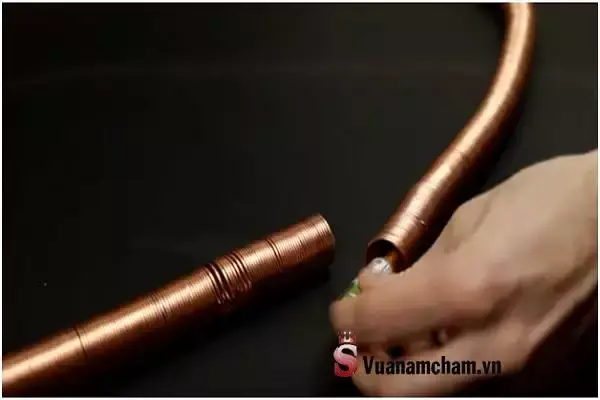 Cách làm nam châm vĩnh cửu tại nhà 2 cách chế tạo đơn giản 5 Dụng cụ làm nam châm dễ tìm - Cách làm nam châm vĩnh cửu